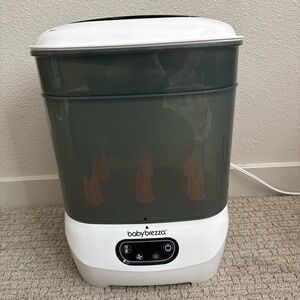 Baby Brezza White and Gray Sterilizer